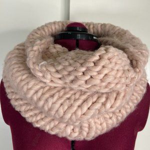 H&M Pink Child Infinity Scarf Chunky Knit